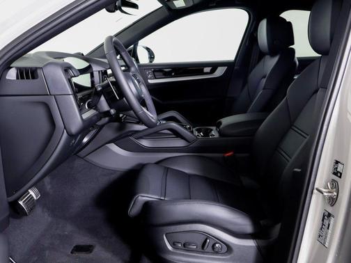 2026 Porsche Cayenne S