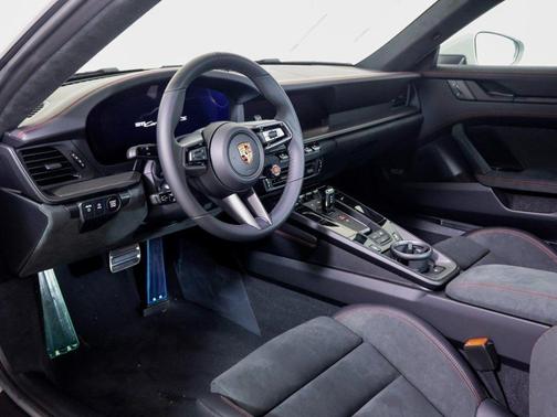 2026 Porsche 911 Carrera GTS