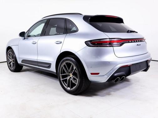 2023 Porsche Macan 