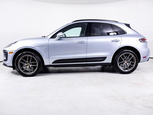 2023 Porsche Macan 