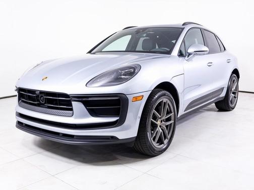 2023 Porsche Macan 