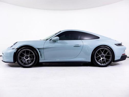 2024 Porsche 911 S/T