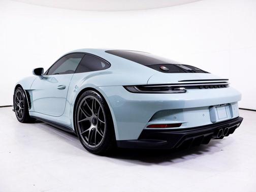 2024 Porsche 911 S/T