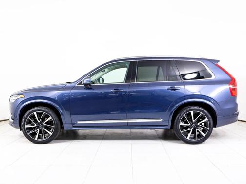 Denim Blue Metallic 2023 Volvo XC90 B6 Plus 7-Seater
