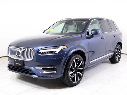 Denim Blue Metallic 2023 Volvo XC90 B6 Plus 7-Seater