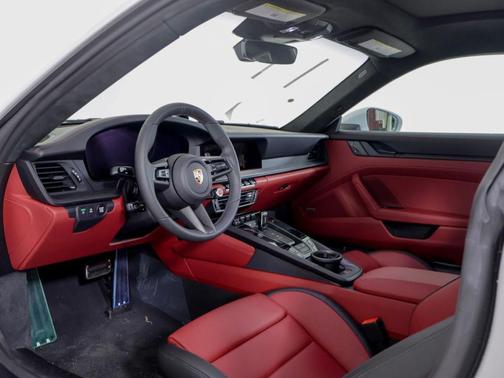 2026 Porsche 911 Carrera GTS