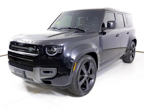 Santorini Black Metallic 2024 Land Rover Defender P525 V8