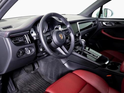 2023 Porsche Macan S
