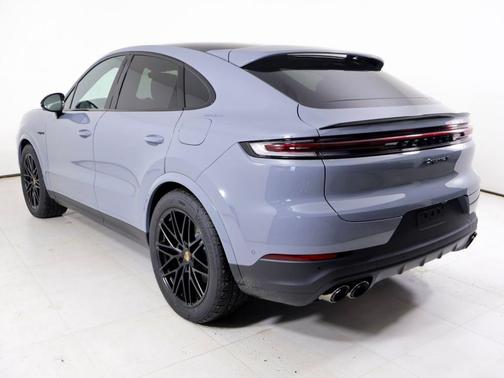 2026 Porsche Cayenne S