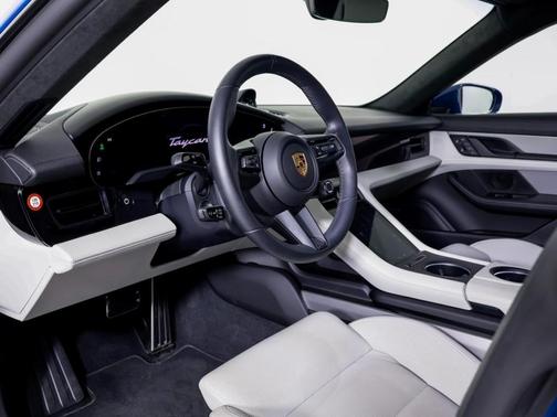 2024 Porsche Taycan GTS