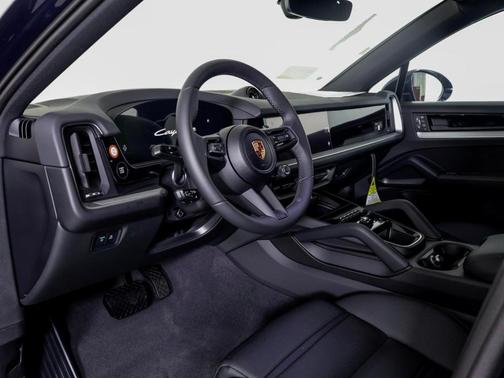 2025 Porsche Cayenne AWD