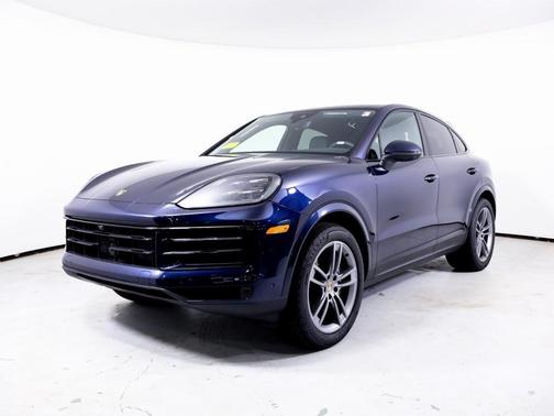 2025 Porsche Cayenne AWD