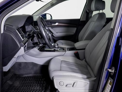 2022 Audi Q5 45 S line quattro Premium
