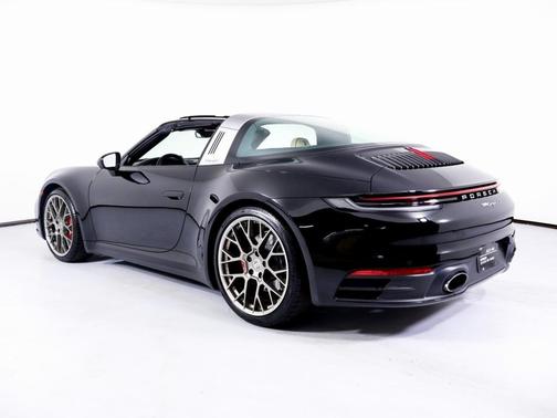 2021 Porsche 911 Targa 4S
