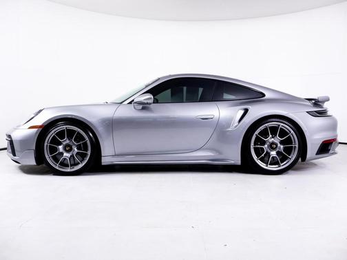 2024 Porsche 911 Turbo S