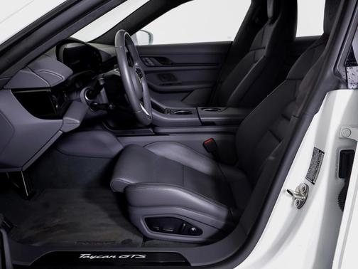 2024 Porsche Taycan GTS