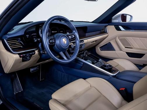 2022 Porsche 911 Turbo S