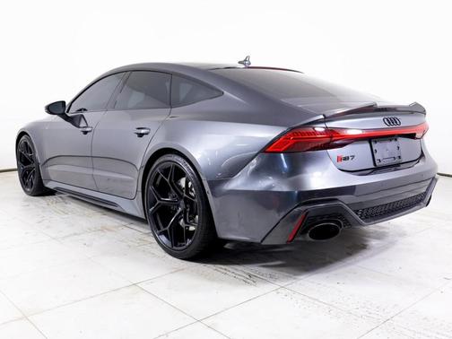 2024 Audi RS 7 4.0T quattro performance