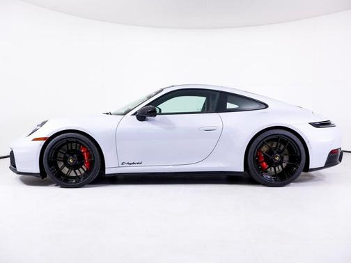 2026 Porsche 911 Carrera GTS