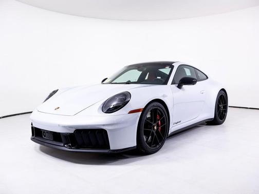 2026 Porsche 911 Carrera GTS
