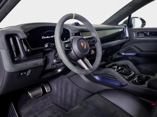 2025 Porsche Cayenne Turbo GT