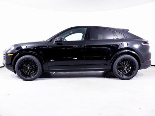 2025 Porsche Cayenne AWD