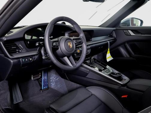 2025 Porsche 911 Carrera S