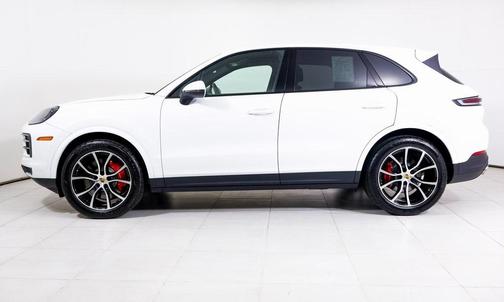 2024 Porsche Cayenne S