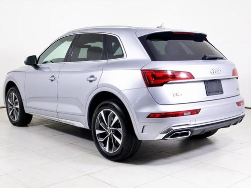 2023 Audi Q5 45 S line quattro Premium