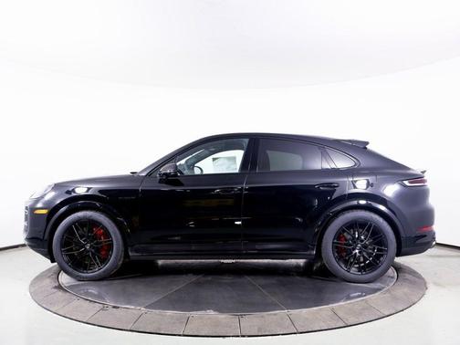 2025 Porsche Cayenne Turbo