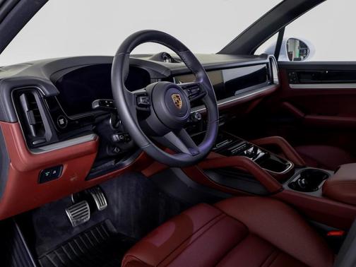 2024 Porsche Cayenne S