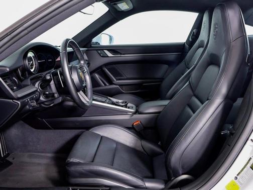 2024 Porsche 911 Carrera S