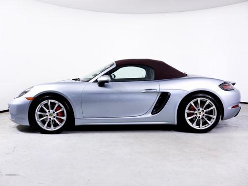 2021 Porsche 718 Boxster S