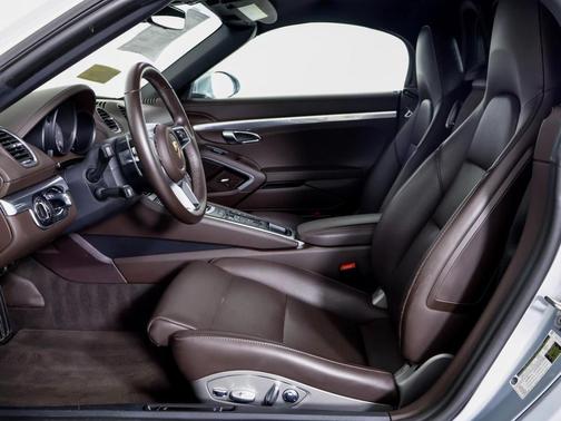 2021 Porsche 718 Boxster S