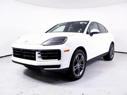 2025 Porsche Cayenne AWD