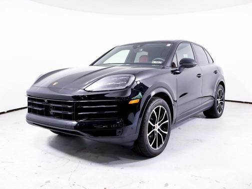 2025 Porsche Cayenne Base
