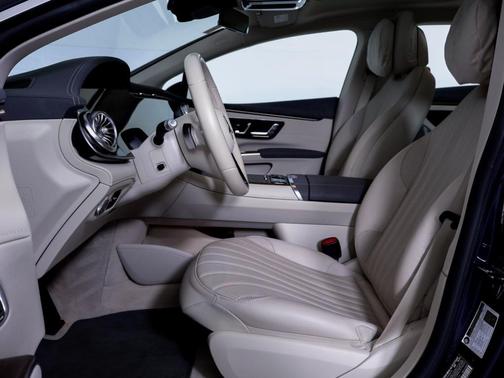 2022 Mercedes-Benz EQS 580 Base 4MATIC
