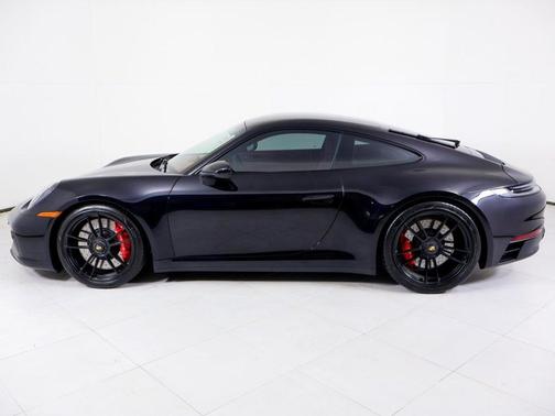 2024 Porsche 911 Carrera 4 GTS