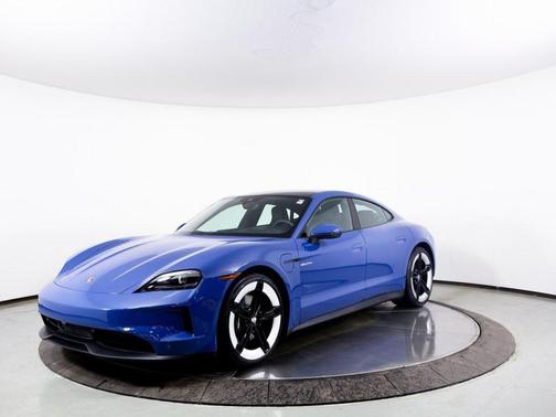 2025 Porsche Taycan 4