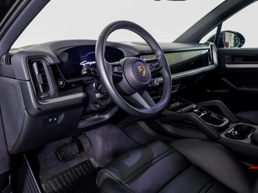 2024 Porsche Cayenne Base