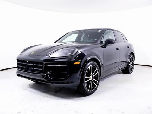 2024 Porsche Cayenne Base