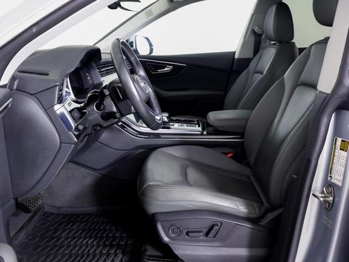 2019 Audi Q8 3.0T Premium Plus