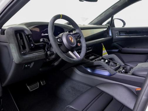 2026 Porsche Cayenne Turbo GT