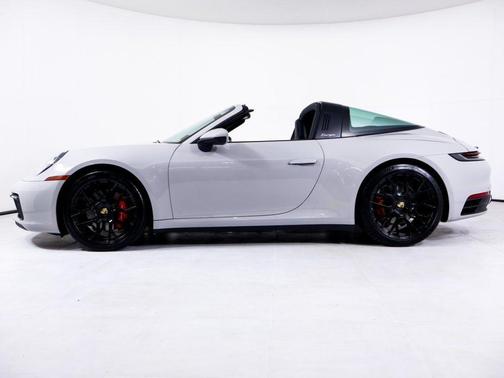 2023 Porsche 911 Targa 4S