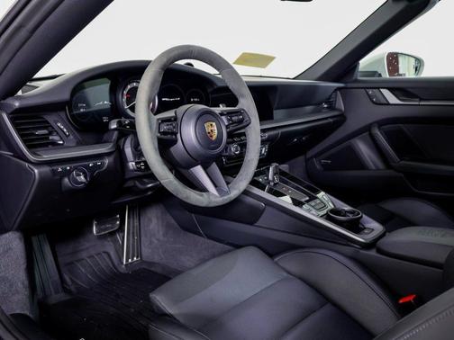 2023 Porsche 911 Targa 4S