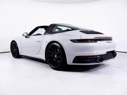 2023 Porsche 911 Targa 4S