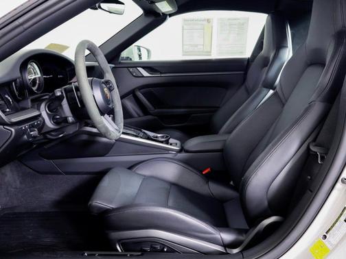 2023 Porsche 911 Targa 4S
