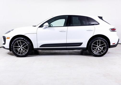2025 Porsche Macan 