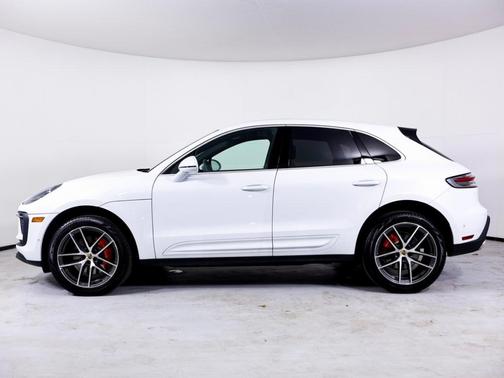 2023 Porsche Macan S