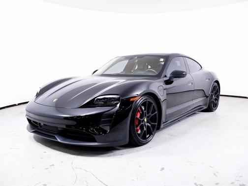 2023 Porsche Taycan GTS
